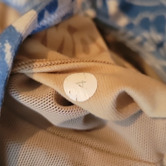 Lululemon Power Y tank - Picture 4 of 4